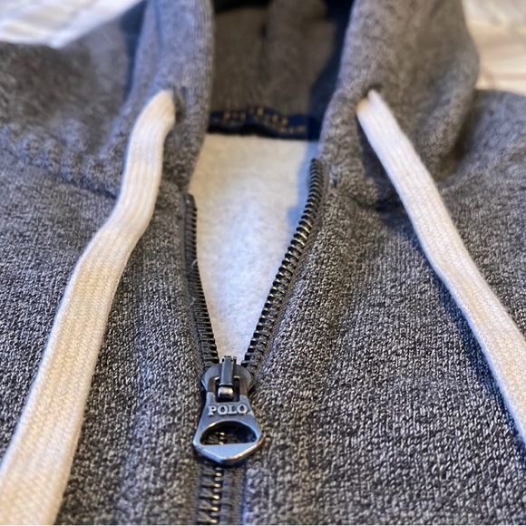 Polo Ralph Lauren fleece zip up - Picture 5 of 7